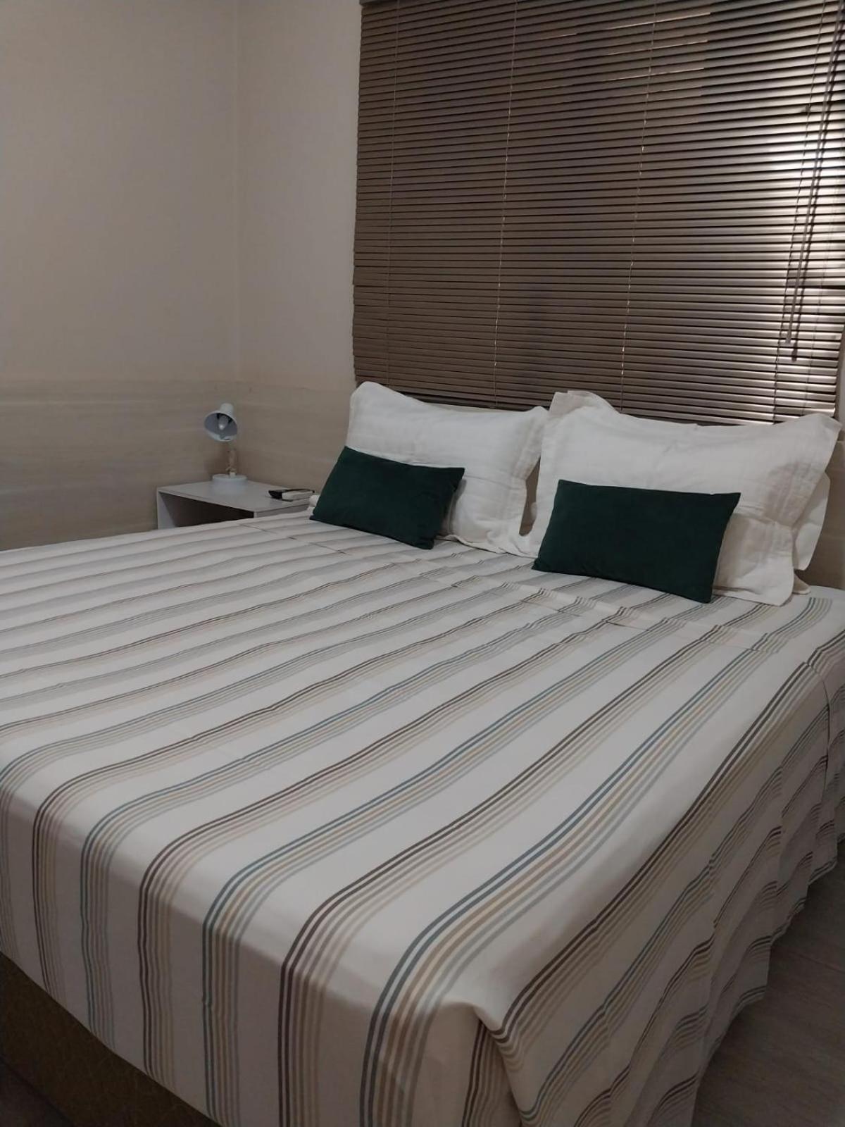 Leme Plaza Hotel Екстер'єр фото
