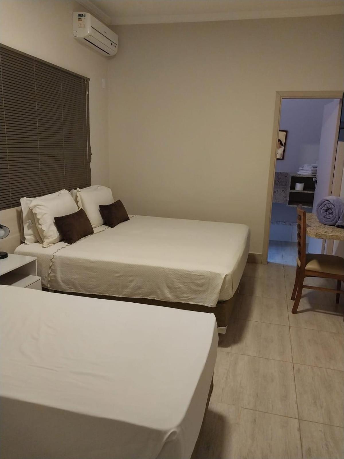 Leme Plaza Hotel Екстер'єр фото