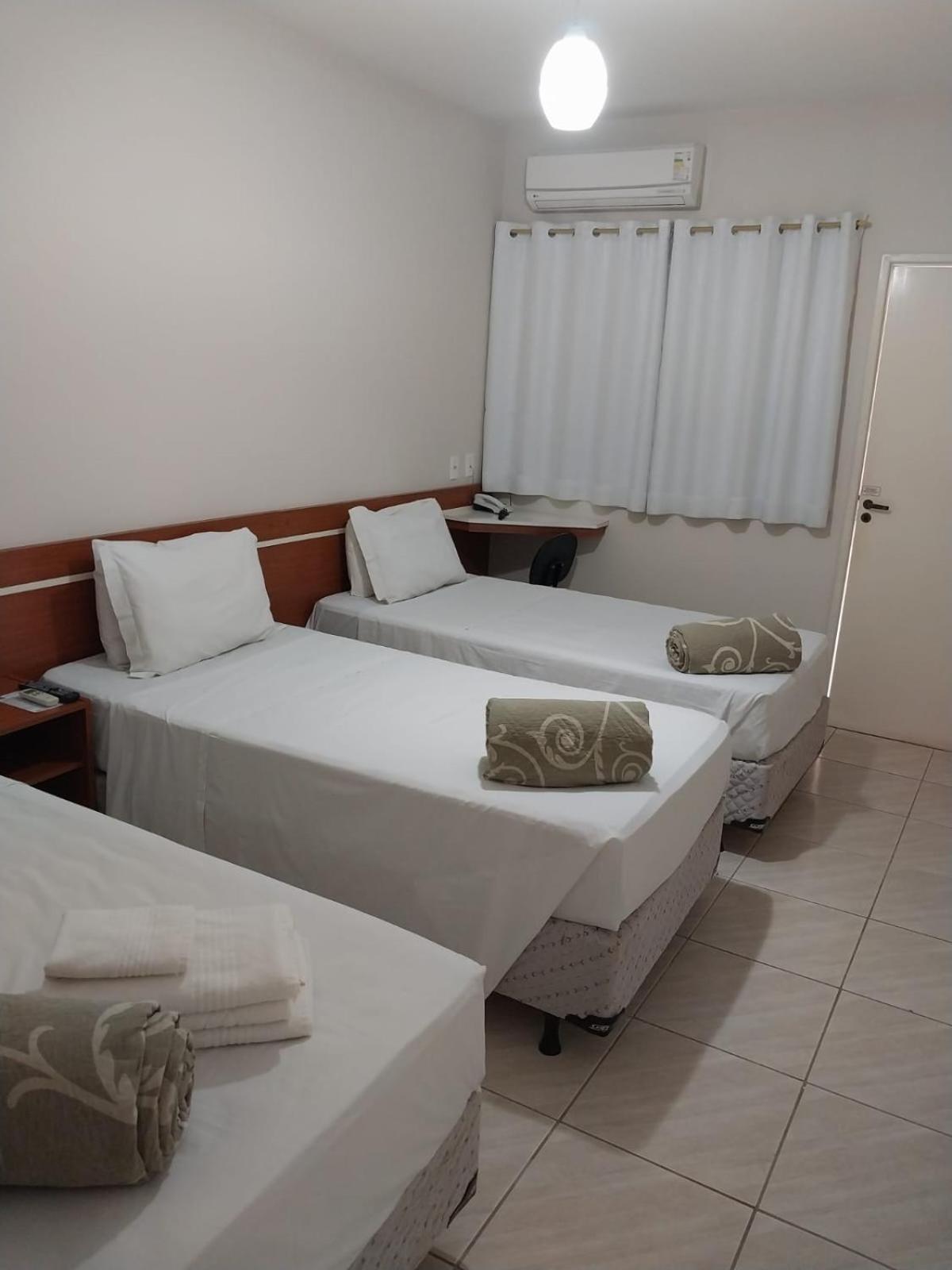Leme Plaza Hotel Екстер'єр фото