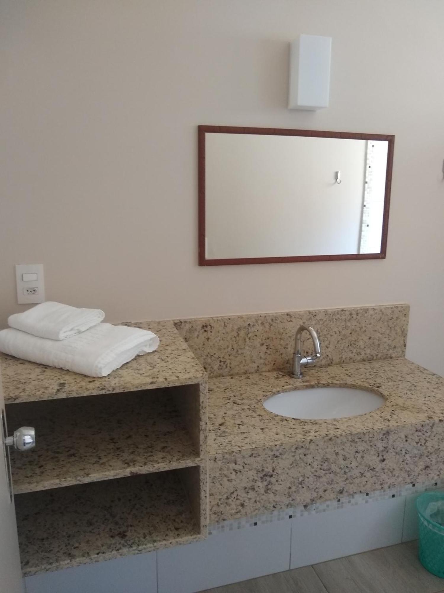 Leme Plaza Hotel Екстер'єр фото